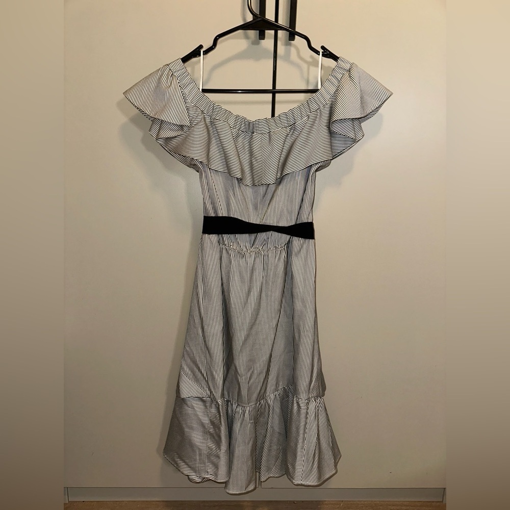 MAJE Off-Shoulder Striped Ruffle Dress with Black Belt accent size 3 (US Large) - Picture 8 of 10